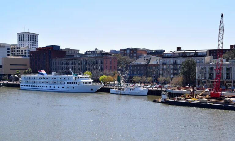 Port in Savannah, Georgia. Pro tips for manufacturers in the southeast.